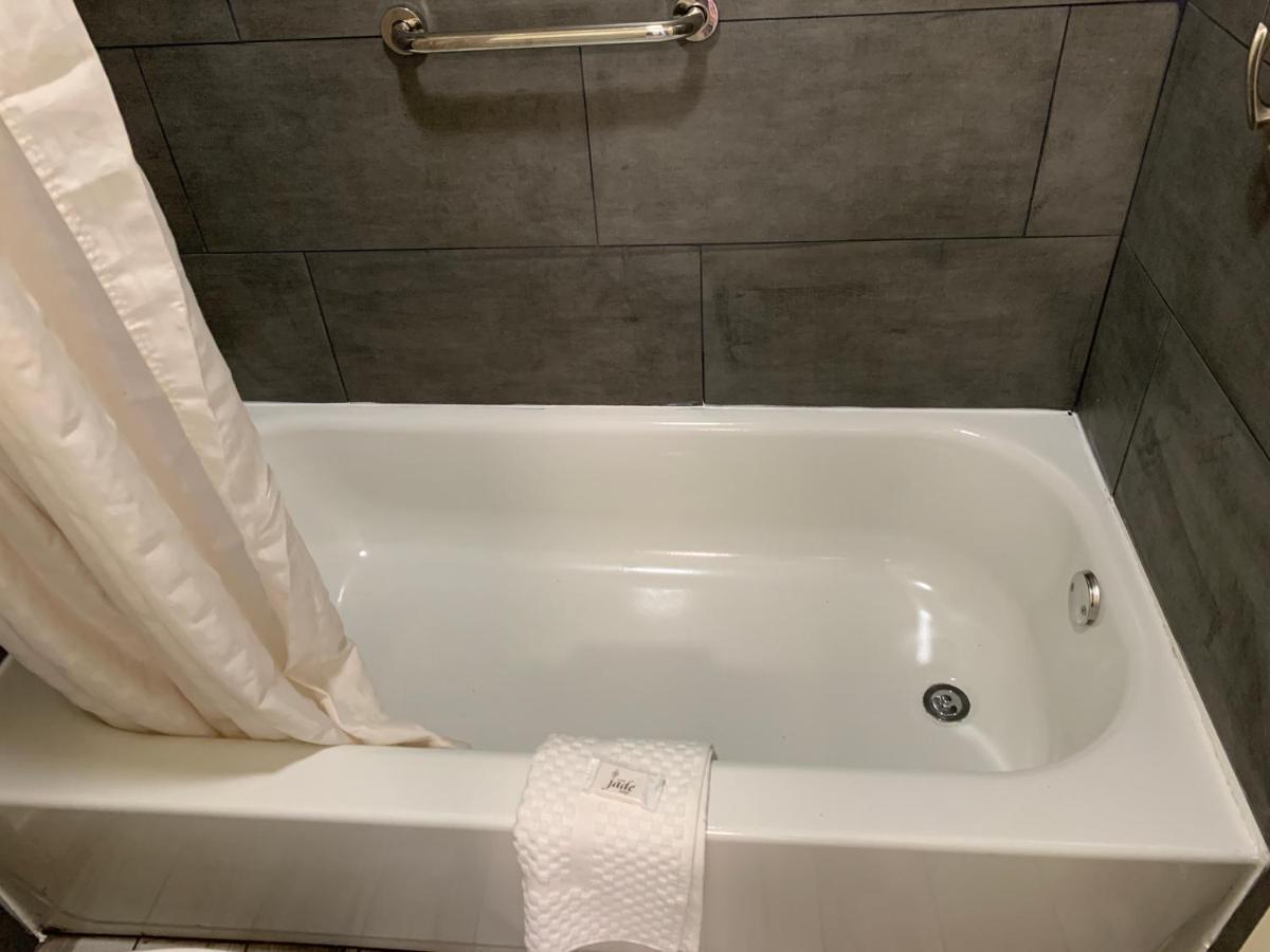 Green Garden Inn Грінсборо Екстер'єр фото